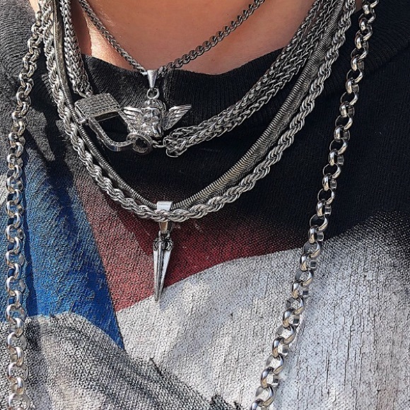 Meet your Posher, Max - Picture 1 of 2